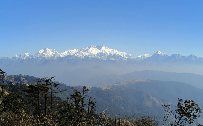 Reverse Sandakphu trek, North Bengal